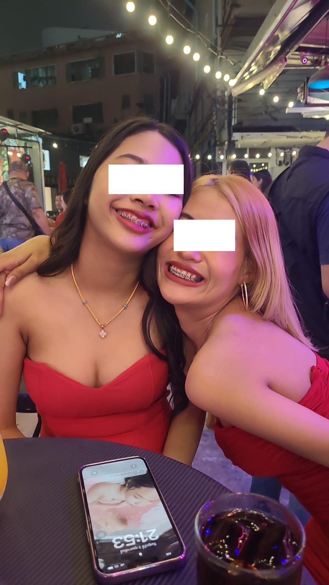 le due vecchiotte.jpg