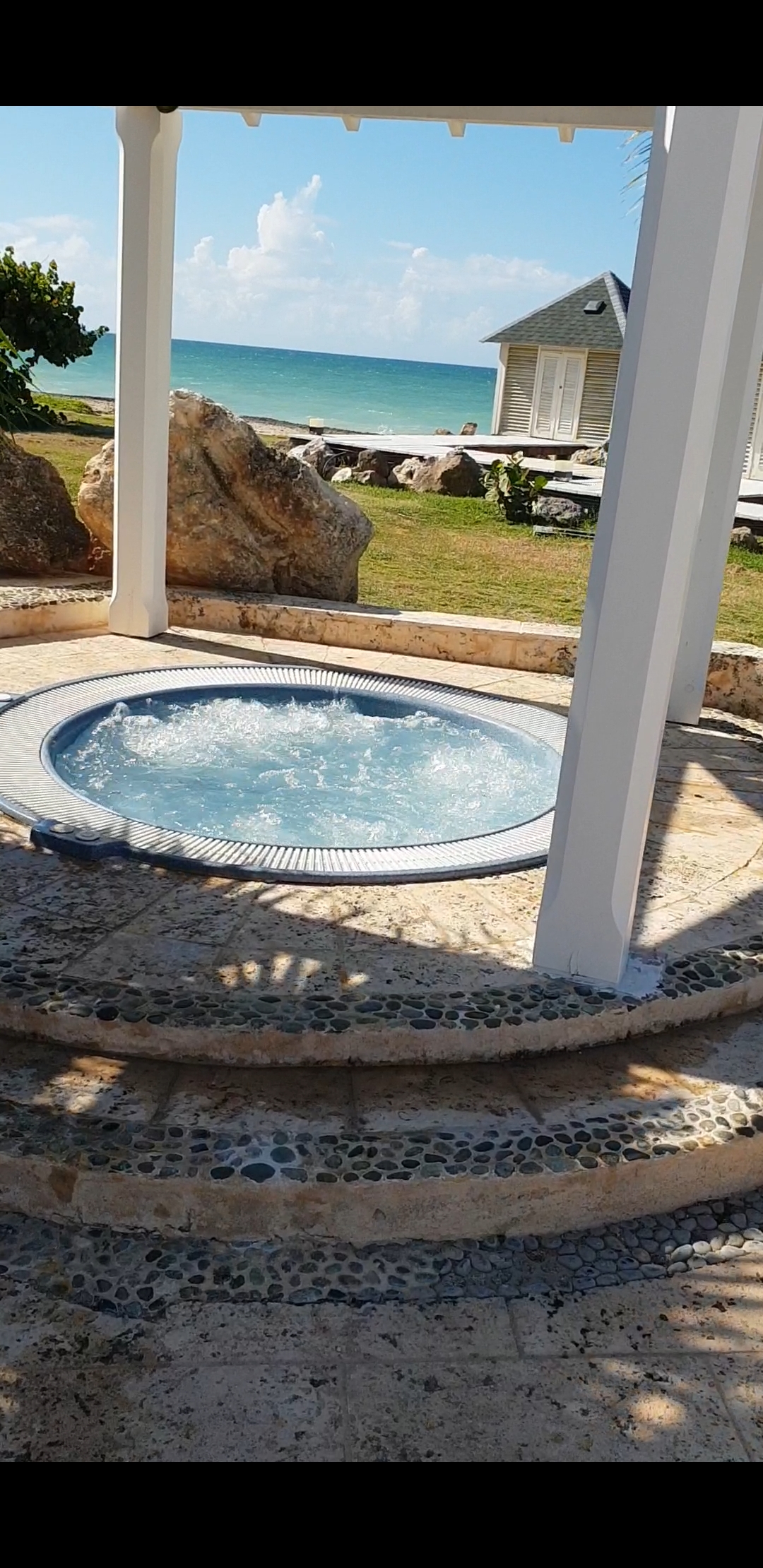 Screenshot_20190119-102616_Video Player.jpg