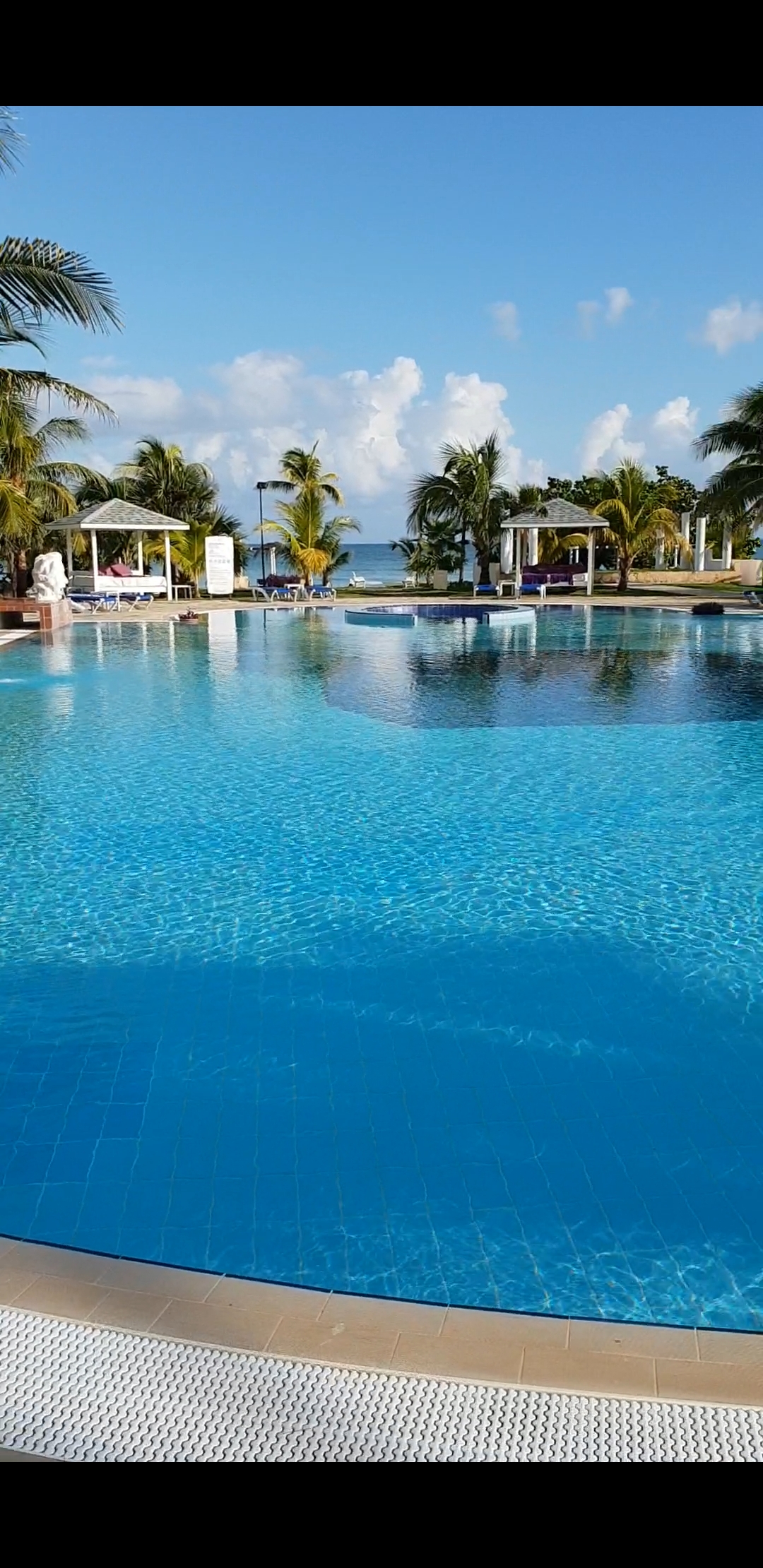 Screenshot_20190120-102651_Video Player.jpg