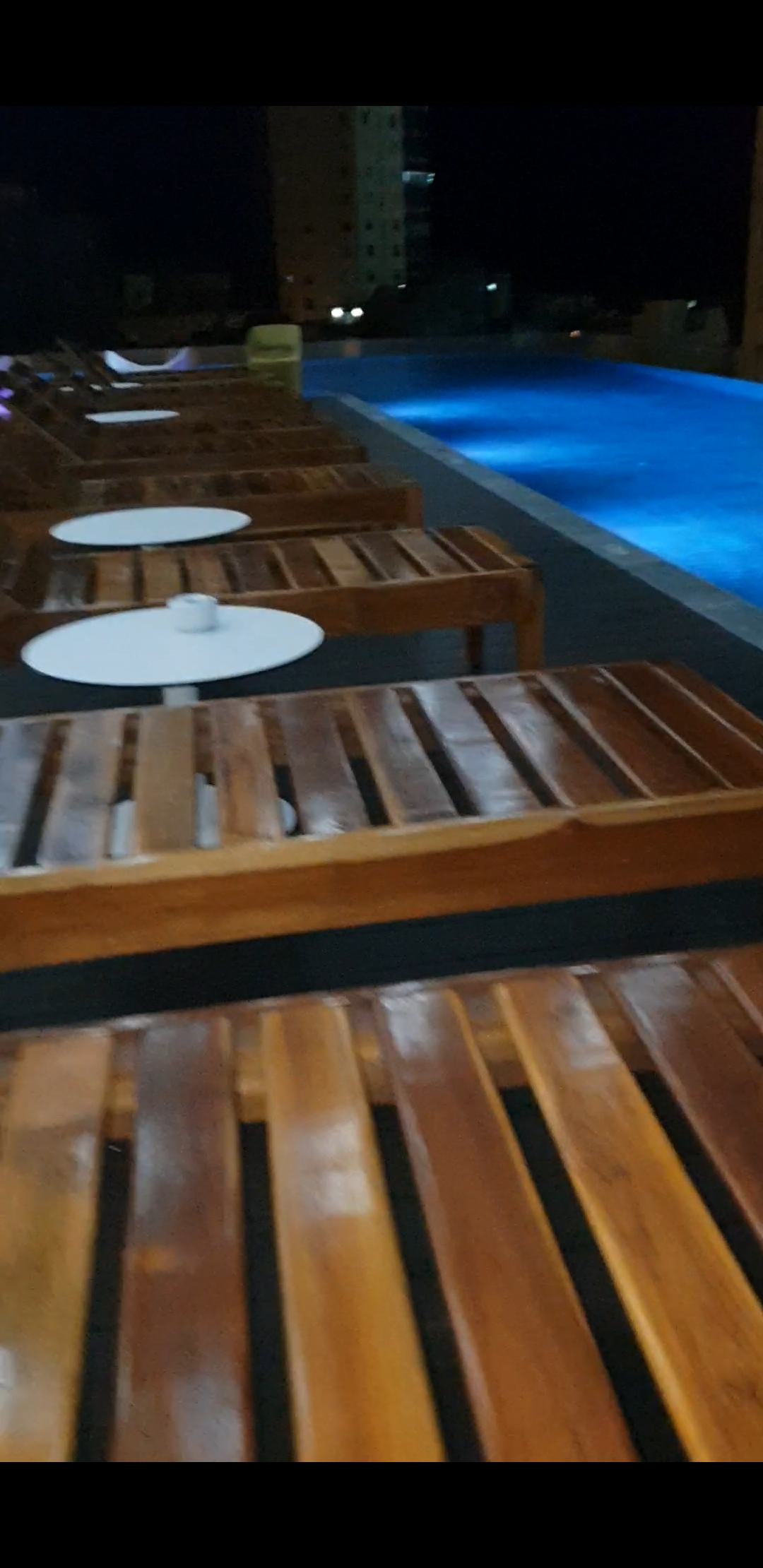 Screenshot_20181224-150721_Video Player.jpg