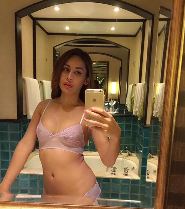 5073585_schoolgirl-ladyboy-fantasy - -25-10_08d2e74f0d5c045e870f49bb6f860738de1f5992.jpg