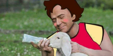 4u0u9xrtbm-berlusconi-in-versione-heidi-allatta-l-agnellino-ahanaaa-rivisitazione-di-heidi_a.jpg